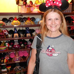 Meet your Posher, Julie